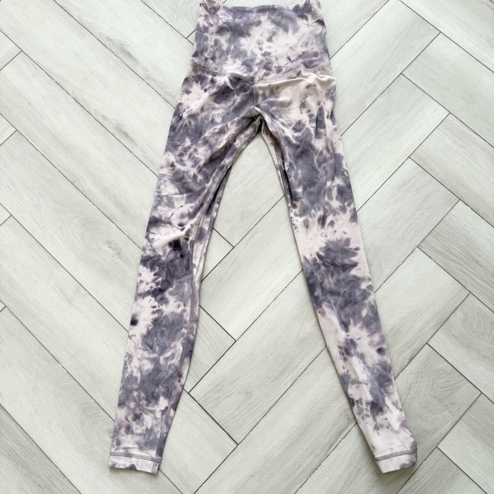 💜 RARE Lululemon Align Criss Cross Diamond Tie Dye Leggings - Picture 4 of 12